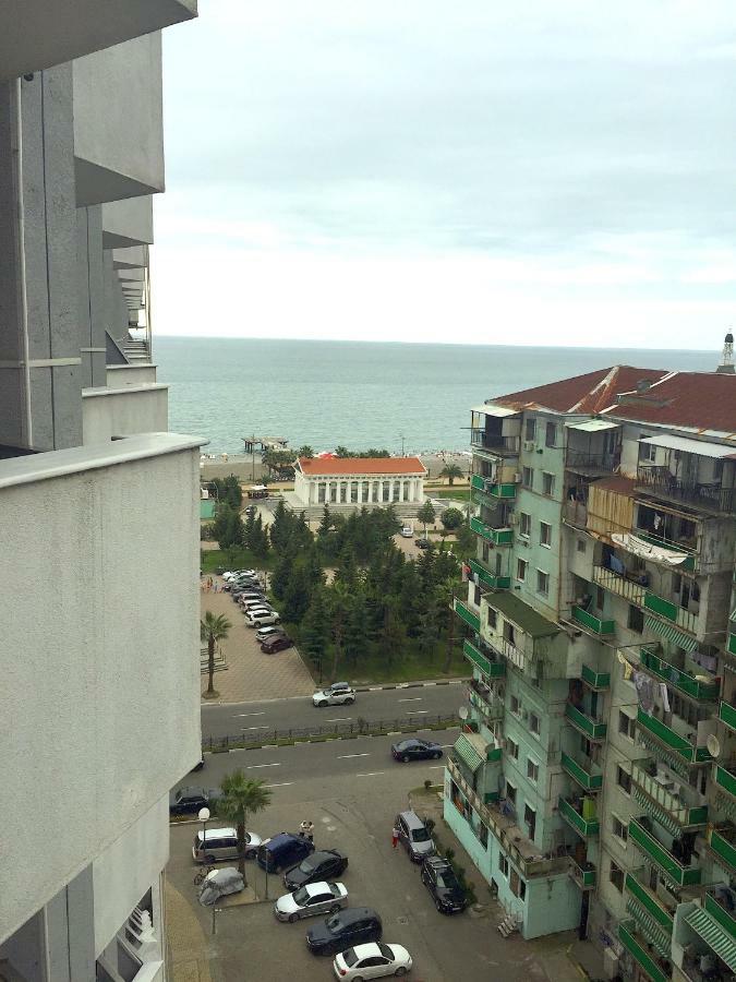 Orbi Sea Towers Apartments 巴统 外观 照片