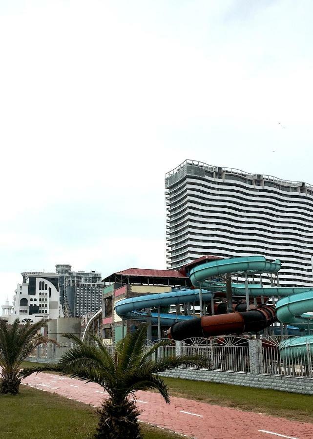 Orbi Sea Towers Apartments 巴统 外观 照片